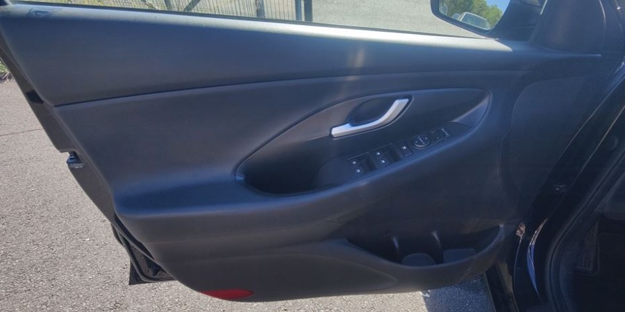 Hyundai i30 1.0 T-GDI 120 CV / EDITION MONDIAL