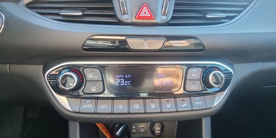 Hyundai i30 1.0 T-GDI 120 CV / EDITION MONDIAL