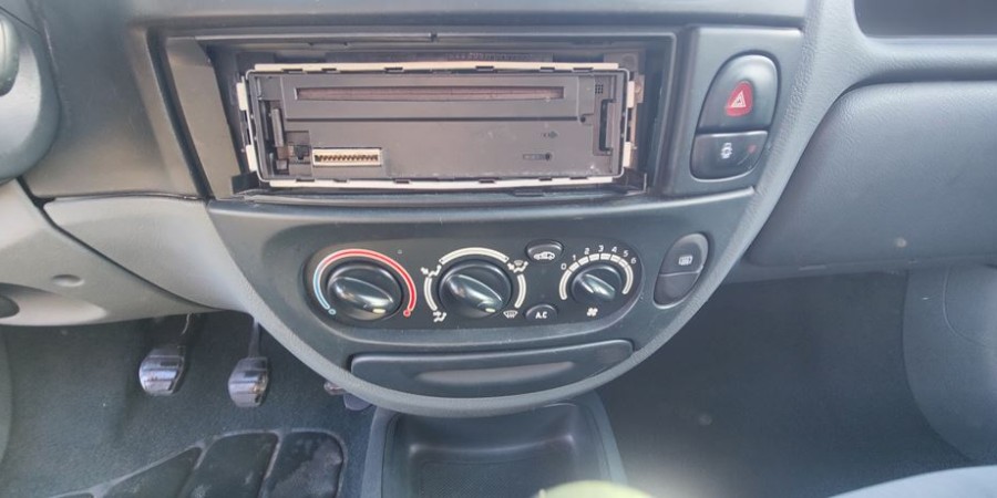 Renault Mégane 1.6 I 90 / ALIZE