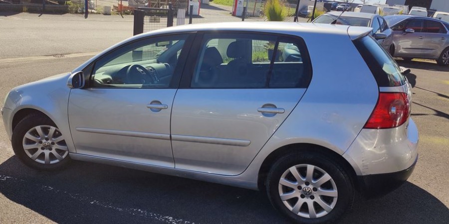 Volkswagen Golf V 1.9 TDI 105 / TREND-LINE