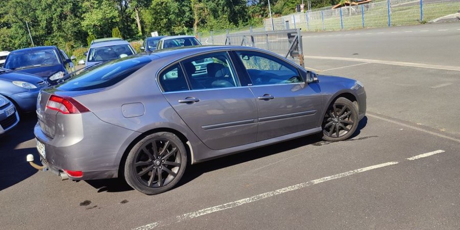 Renault Laguna III PHASE 2 0DCI 175 / 4 CONTROL GT