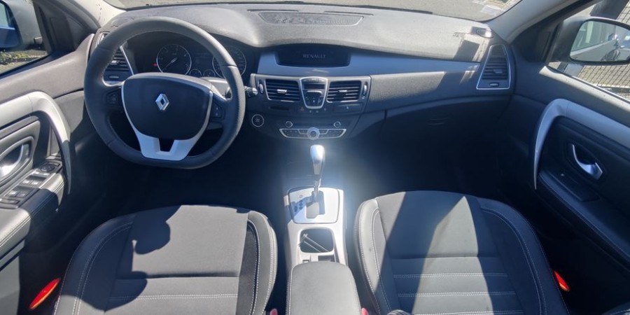 Renault Laguna III PHASE 2 0 DCI 175 CV / BVA GT 4 CONTROL