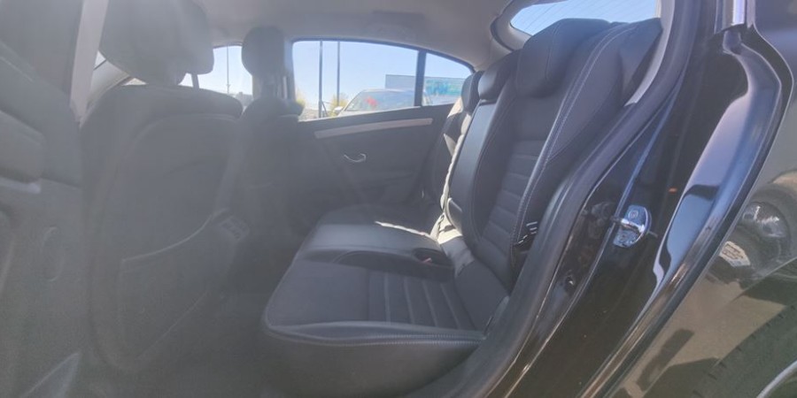 Renault Laguna III PHASE 2 0 DCI 175 CV / BVA GT 4 CONTROL