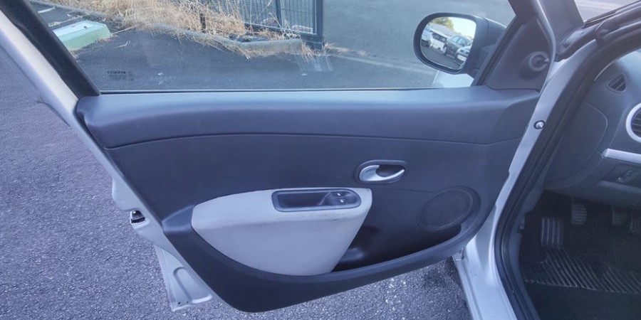 Renault Clio III 1.5 DCI 75 / CONFORT