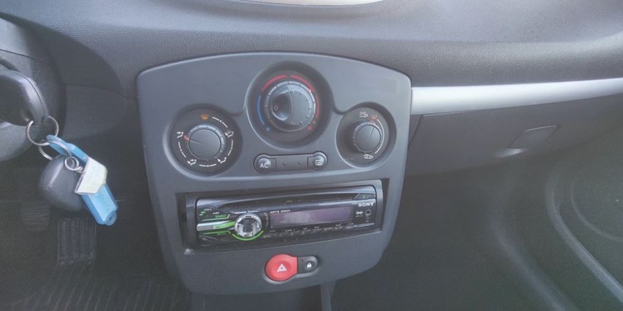 Renault Clio III 1.5 DCI 75 / CONFORT