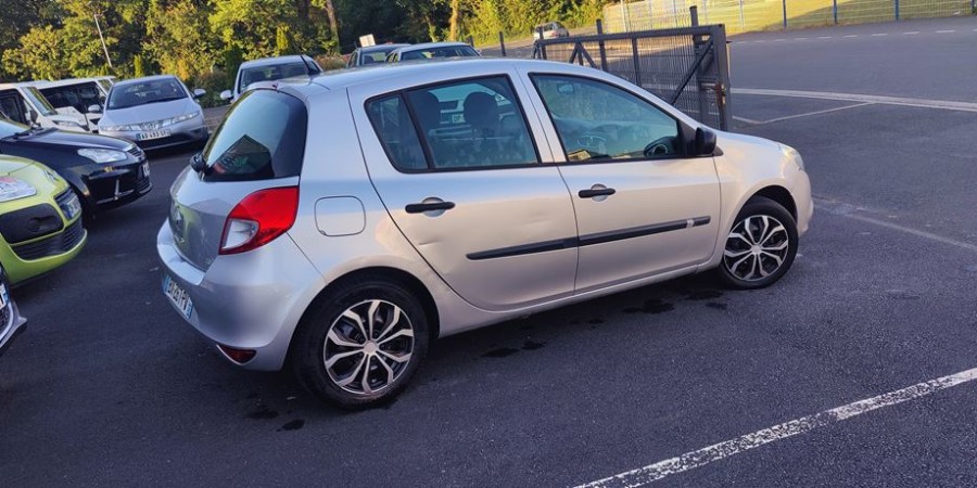 Renault Clio III 1.5 DCI 75 / CONFORT
