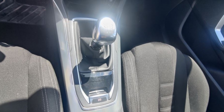 Peugeot 308 II 1.6 HDI 120 CV / ACTIVE