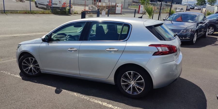 Peugeot 308 II 1.6 HDI 120 CV / ACTIVE