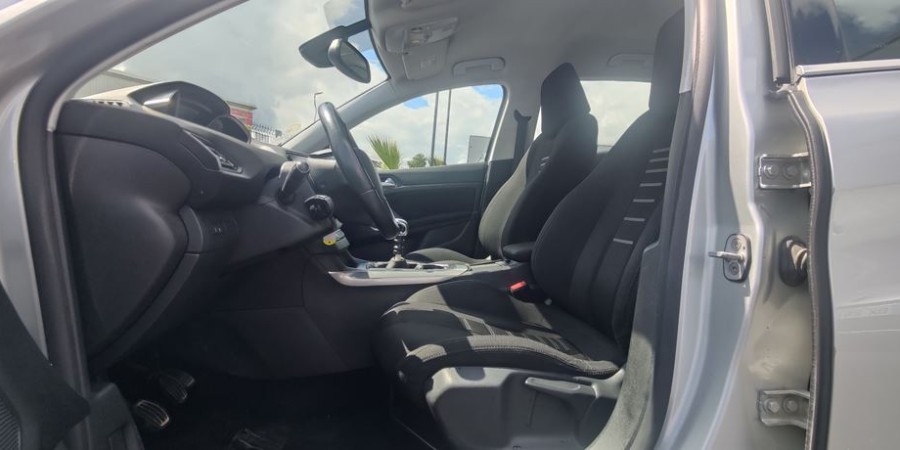 Peugeot 308 II 1.6 HDI 120 CV / ACTIVE