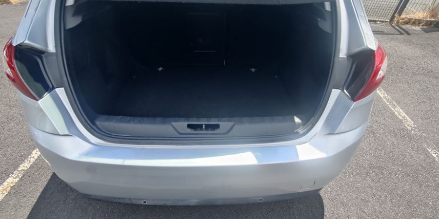 Peugeot 308 II 1.6 HDI 120 CV / ACTIVE