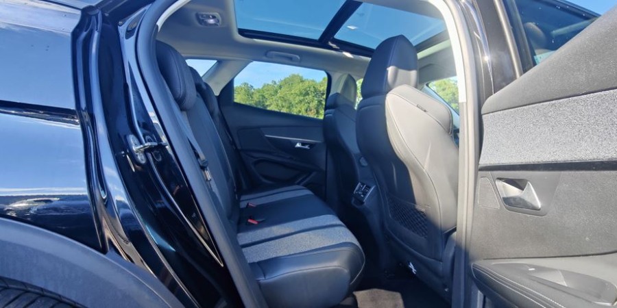 Peugeot 3008 II TOIT OUVRANT 1.5 BLUEHDI 130 ALLURE BVM6