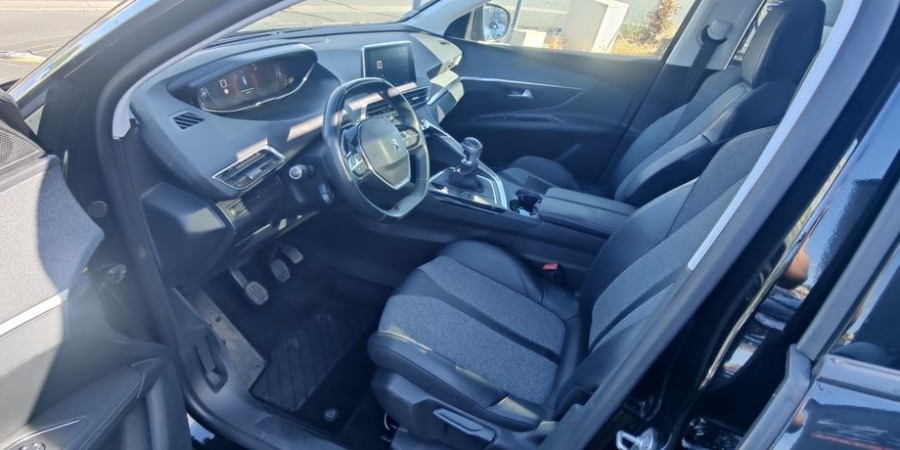 Peugeot 3008 II TOIT OUVRANT 1.5 BLUEHDI 130 ALLURE BVM6