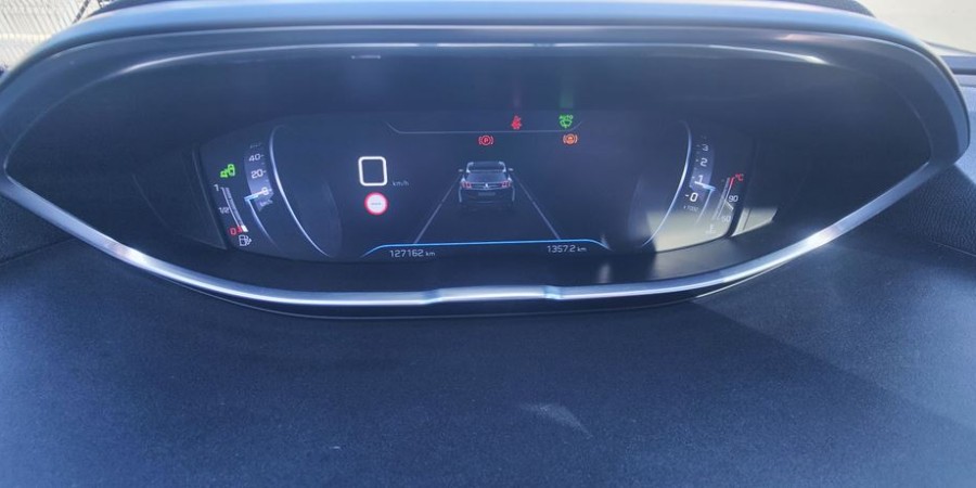 Peugeot 3008 II TOIT OUVRANT 1.5 BLUEHDI 130 ALLURE BVM6
