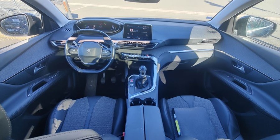 Peugeot 3008 II TOIT OUVRANT 1.5 BLUEHDI 130 ALLURE BVM6