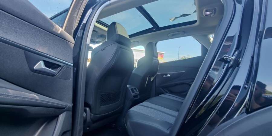 Peugeot 3008 II TOIT OUVRANT 1.5 BLUEHDI 130 ALLURE BVM6