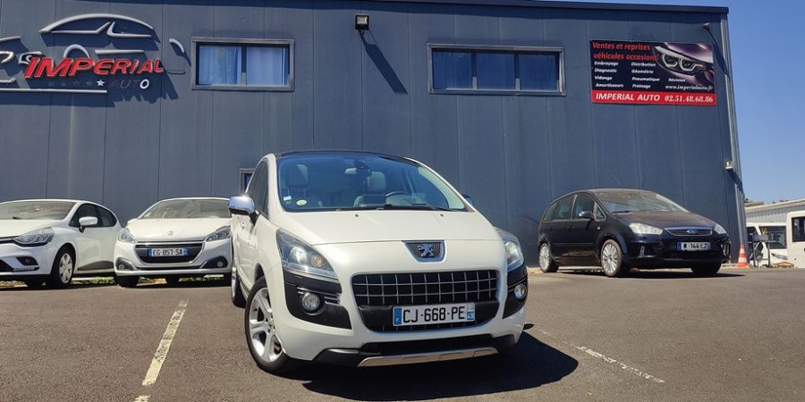 Peugeot 3008 1.6 HDI 112 CV BMP6 / ROLAND GARROS