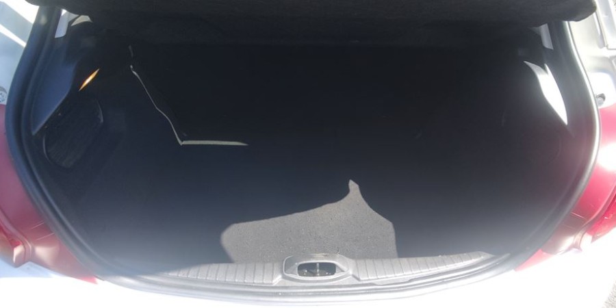 Peugeot 208 SANS GARANTIE DANS L'ETAT 1.0L VTI 68 CV