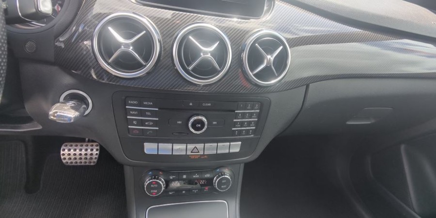 Mercedes Classe B B200D 7G-DCT 2.2 CDI 136 CV / AMG LINE
