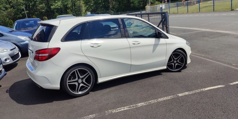 Mercedes Classe B B200D 7G-DCT 2.2 CDI 136 CV / AMG LINE