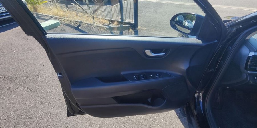 Kia Stonic CARPLAY / ANDROID AUTO 1.0L T-GDI 120 CV ACTIVE