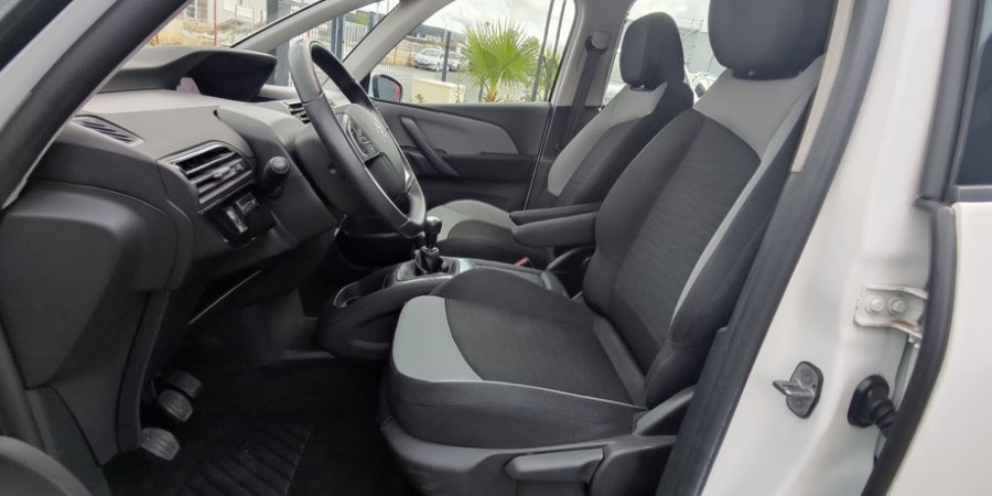 Citroën Grand C4 Picasso / ATTRACTION 1.6 BLUEHDI 120 CV