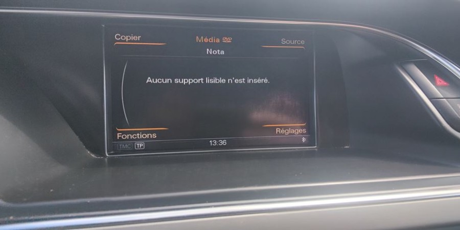 Audi A4 B8 MULTITRONIC Avant 2.0 TDI 143 CV / AMBITION LUXE