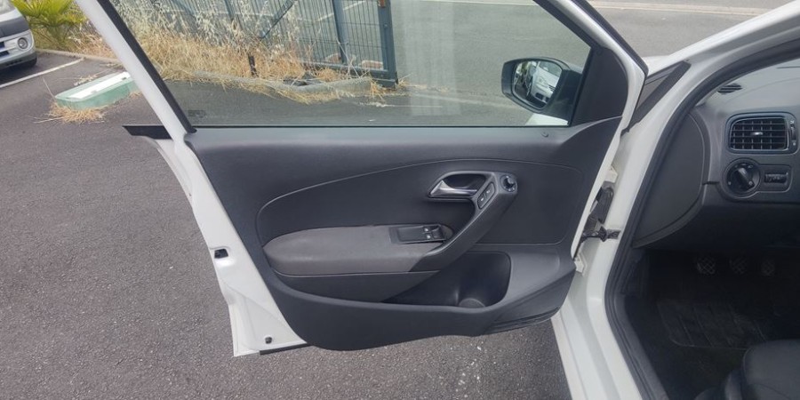 Volkswagen Polo V 1.2 I 60 CV / TRENDLINE