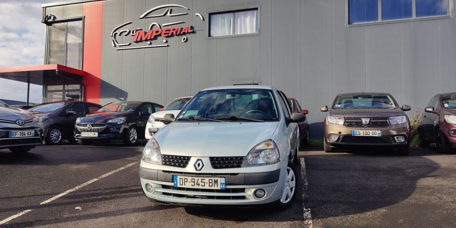 Renault Clio II PHASE 2 1.2 I 60 / CONFORT DISTRI NEUVE