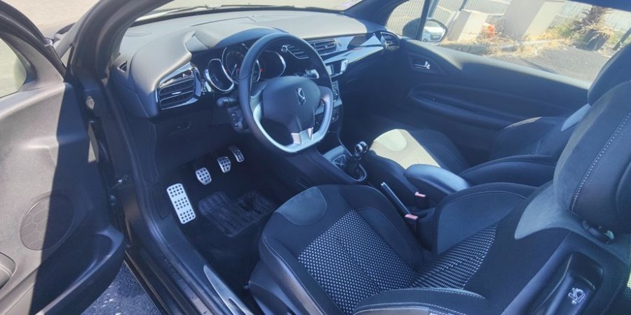 Citroën DS3 ALL BLACK MAT EDITION 1.4 VTI 95 CV / CHIC