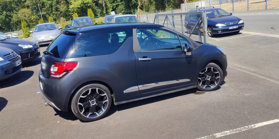 Citroën DS3 ALL BLACK MAT EDITION 1.4 VTI 95 CV / CHIC
