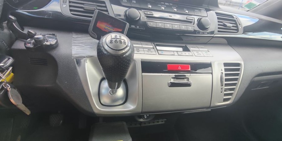 Honda FRV FR-V ENTRETIEN HONDA 400 000KM 2.2 CDTI 140 / ELEGANCE 6 PLACES