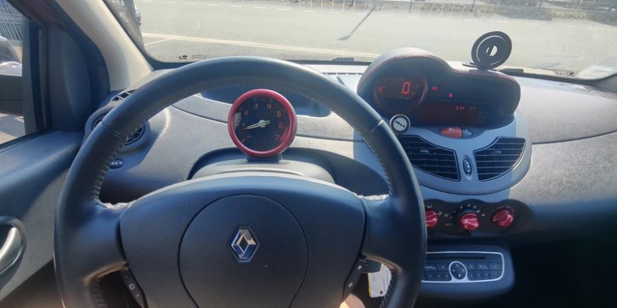 Renault Twingo II 1.2 I 75 CV / DYNAMIQUE