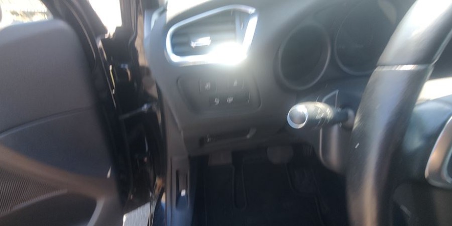 Citroën C4 II PHASE 2 1.6 BLUE-HDI 120 CV EAT6 / MILLENIUM