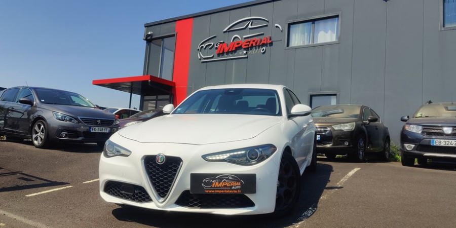 Alfa Romeo Giulia 2.2 JTD 180 CV / SPORT
