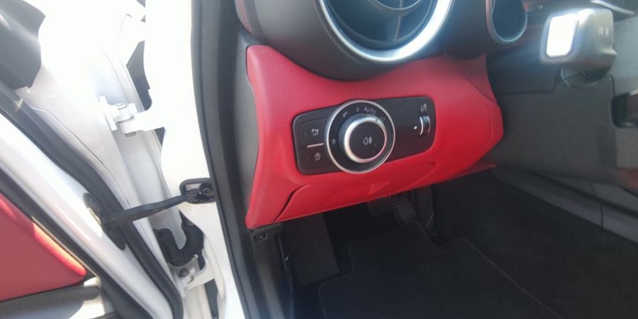 Alfa Romeo Giulia 2.2 JTD 180 CV / SPORT