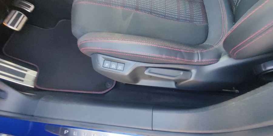 Peugeot 308 II PHASE 2 0 BLUE HDI 150 CV / GT LINE