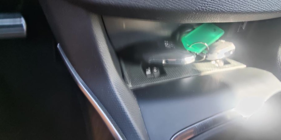 Peugeot 308 II PHASE 2 0 BLUE HDI 150 CV / GT LINE