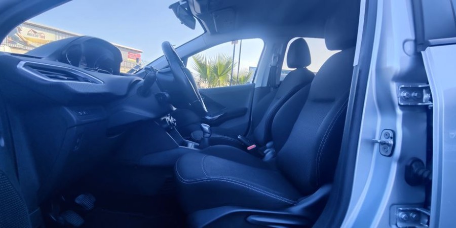 Peugeot 208 PHASE 2 DISTRIBUTION NEUVE 1.6 BLUE-HDI 100 CV / STYLE