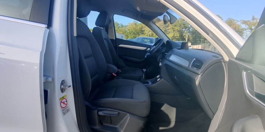 Audi Q3 2.0 TDI 140 CV / AMBIENTE