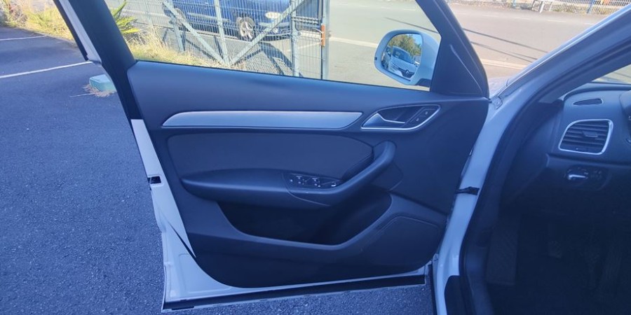 Audi Q3 2.0 TDI 140 CV / AMBIENTE