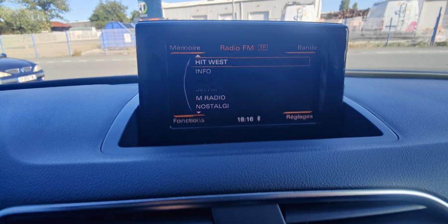 Audi Q3 2.0 TDI 140 CV / AMBIENTE