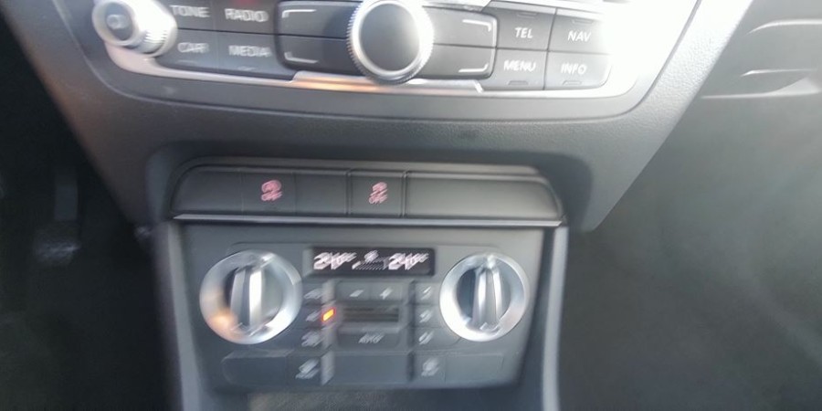 Audi Q3 2.0 TDI 140 CV / AMBIENTE