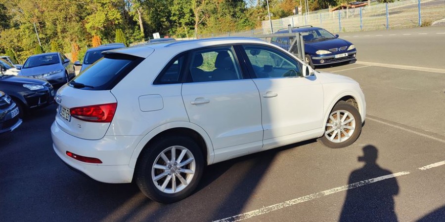Audi Q3 2.0 TDI 140 CV / AMBIENTE