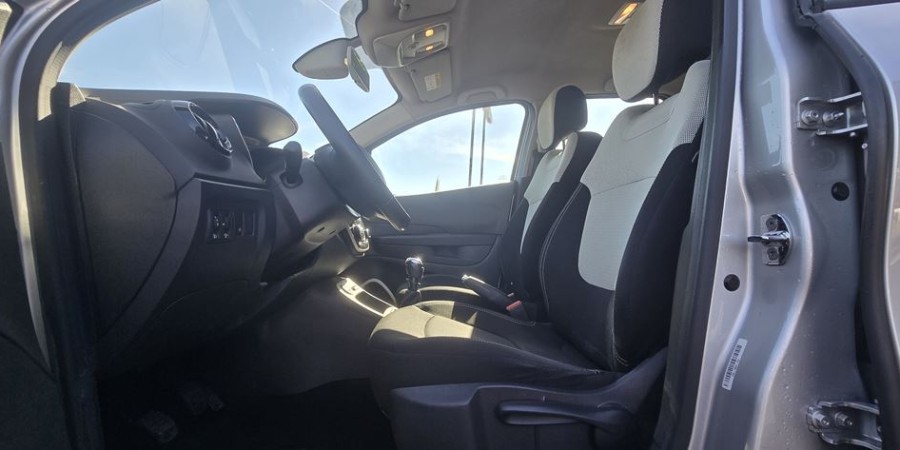 Renault Captur 1.3 TCE 130 CV / ZEN