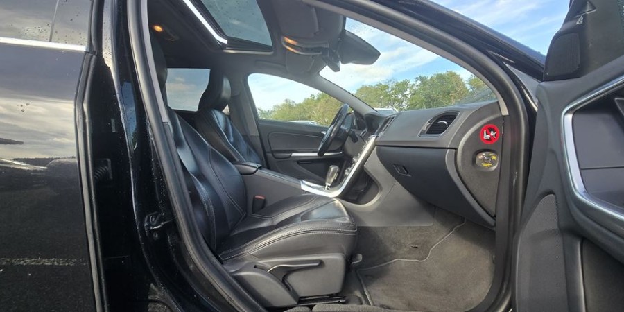 Volvo V60 II POLESTAR T6 329 CV / R-DESIGN AWD