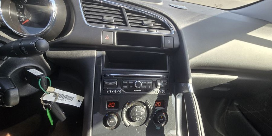 Peugeot 3008 PHASE 2 1.6 BLUE-HDI 120 CV / STYLE