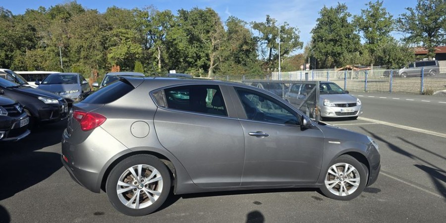 Alfa Romeo Giulietta 2 1.6 JTD 105 CV / MULTIJET BVM6