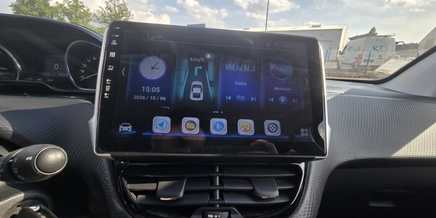 Peugeot 2008 CARPLAY KIT DISTRI NEUF 1.2 PURETECH 110 CV / URBAN CROSS
