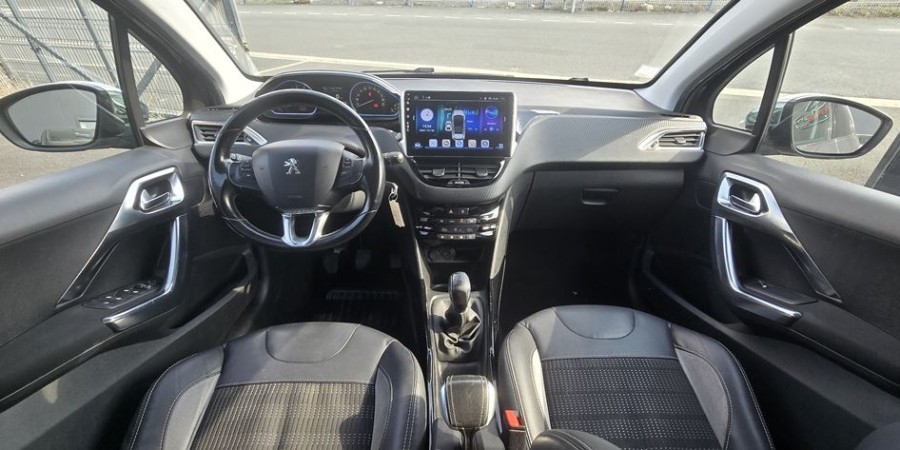 Peugeot 2008 CARPLAY KIT DISTRI NEUF 1.2 PURETECH 110 CV / URBAN CROSS