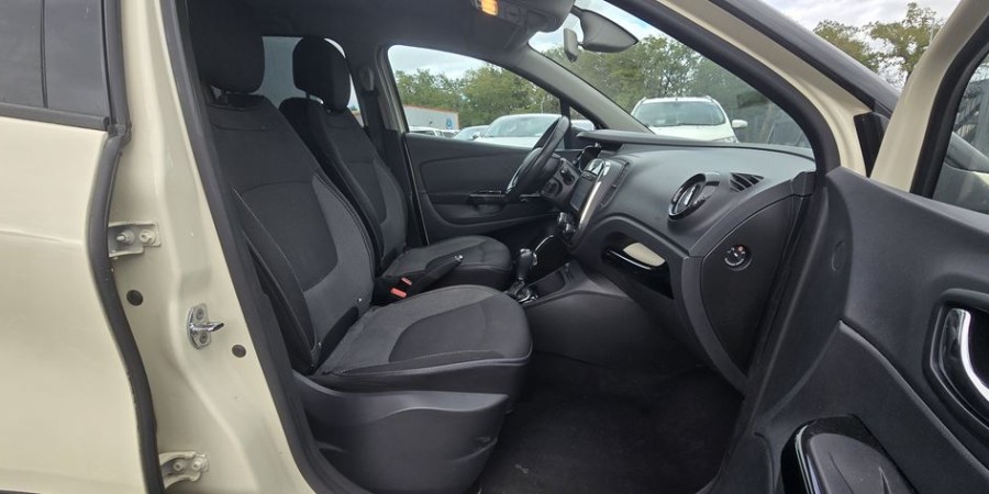 Renault Captur EDC6 1.2 TCE 120 / INTENS
